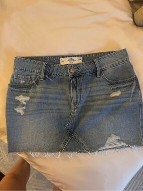 Hollister Low Rise Denim Mini Skirt